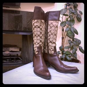 COACH Size 8B Brown Leather Canvas Boot🔥